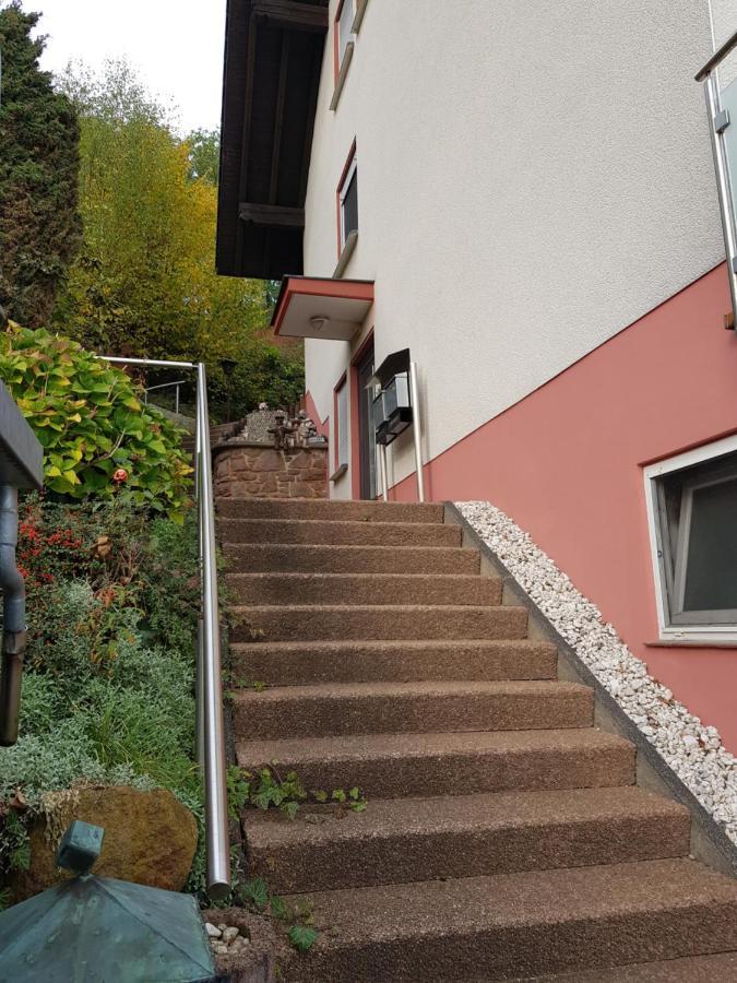 Jansen Apartment *
